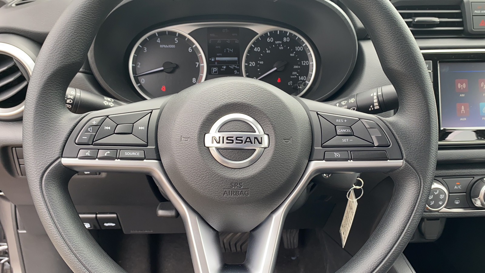 2022 Nissan Versa S 18