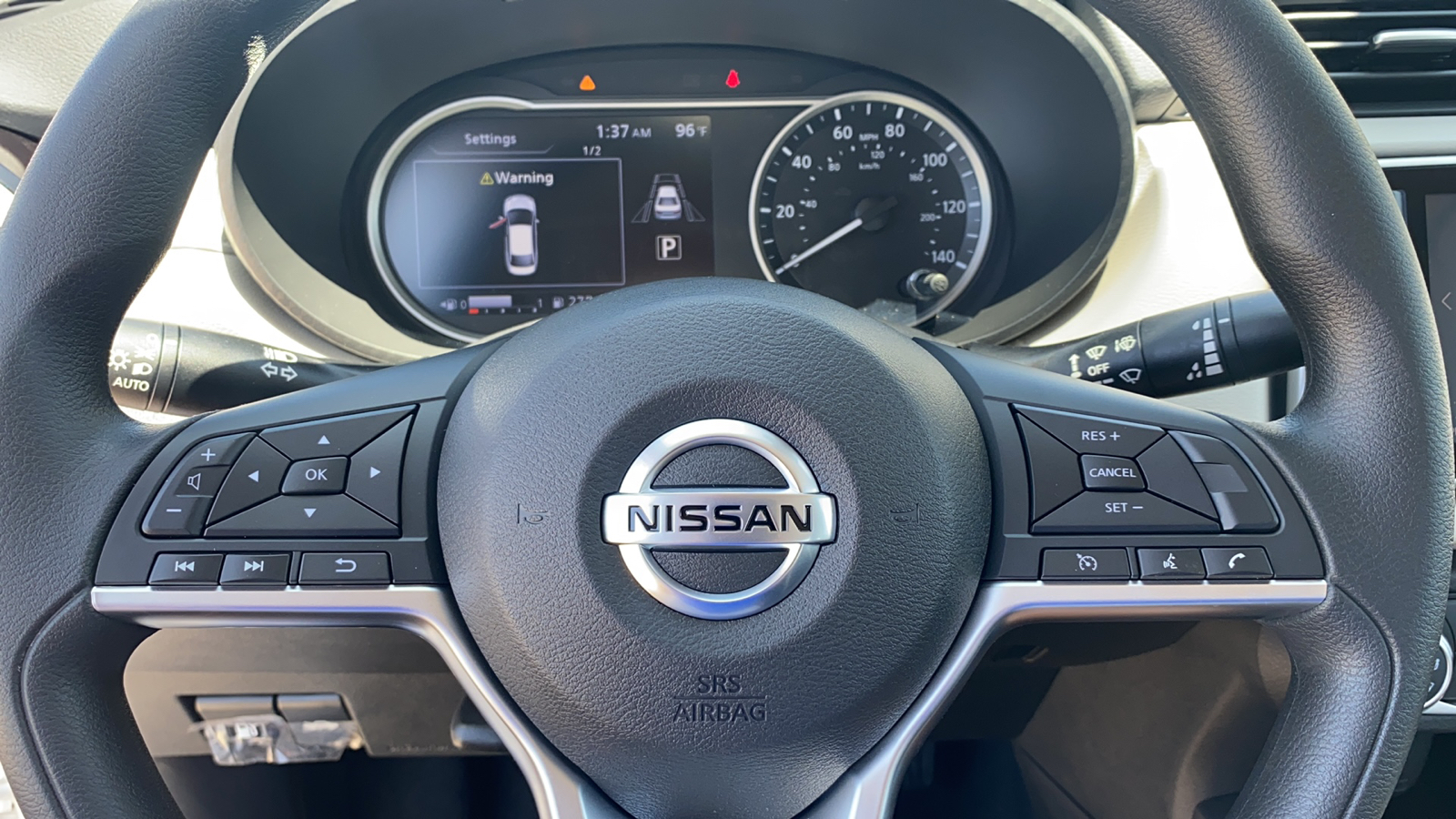 2021 Nissan Versa 1.6 SV 27