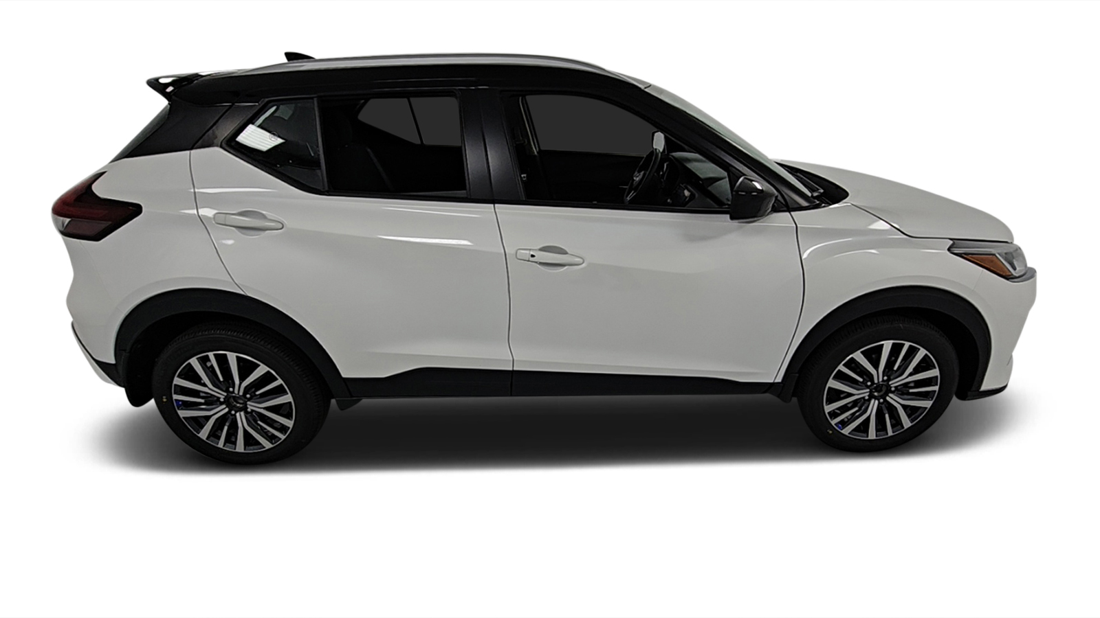 2024 Nissan Kicks SV 8