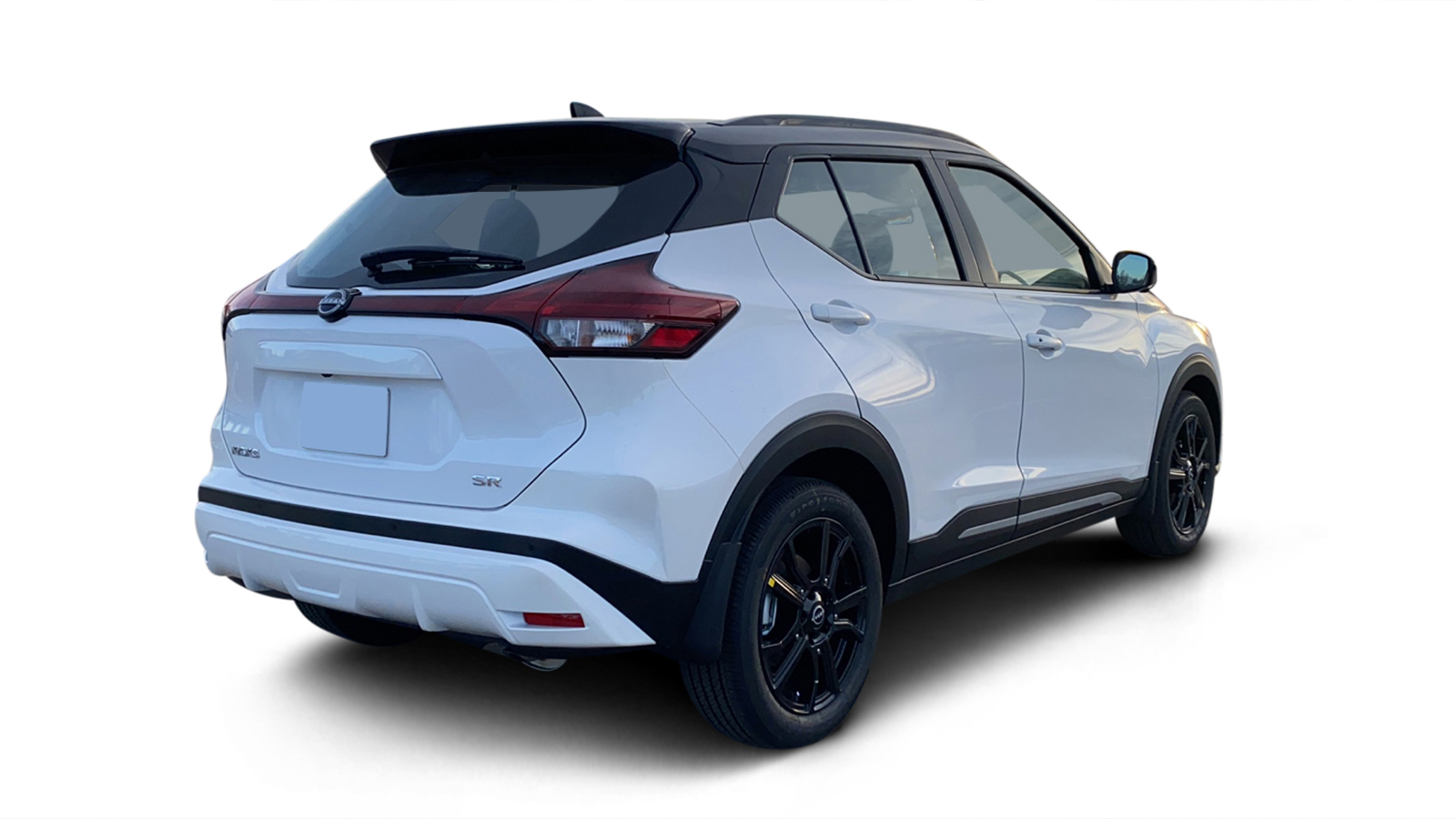 2023 Nissan Kicks SR 5