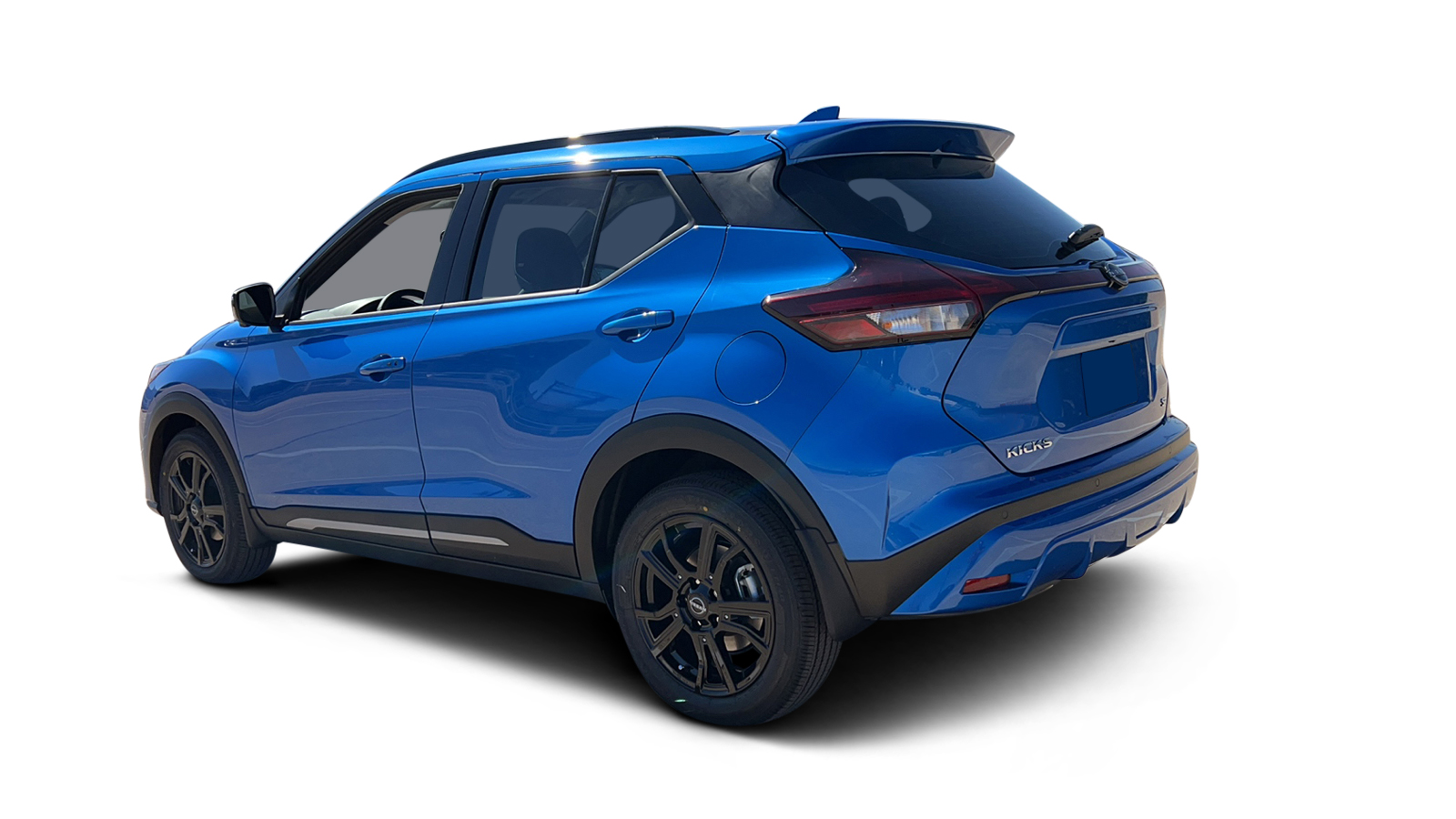 2023 Nissan Kicks SR 4