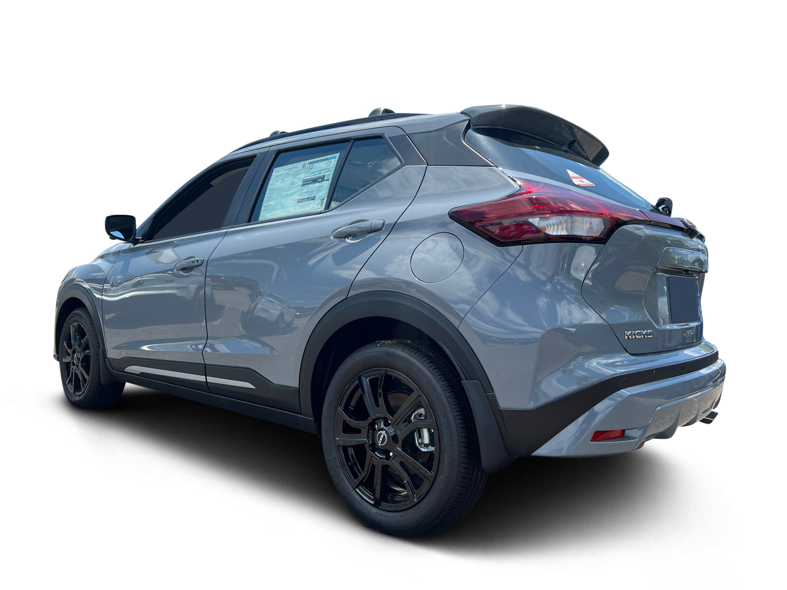 2024 Nissan Kicks SR 5