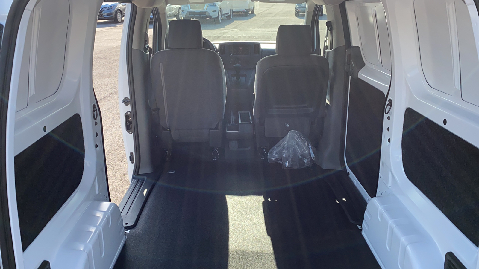 2021 Nissan NV200 Compact Cargo S 27