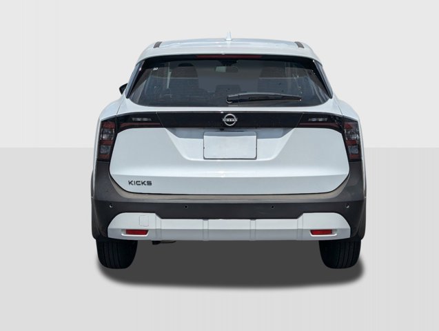 2025 Nissan Kicks S 6