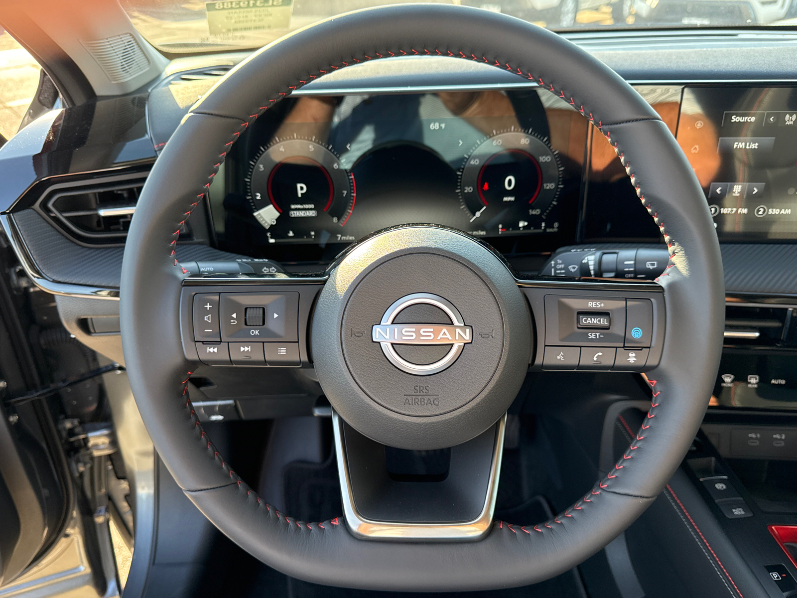 2025 Nissan Kicks SR 23