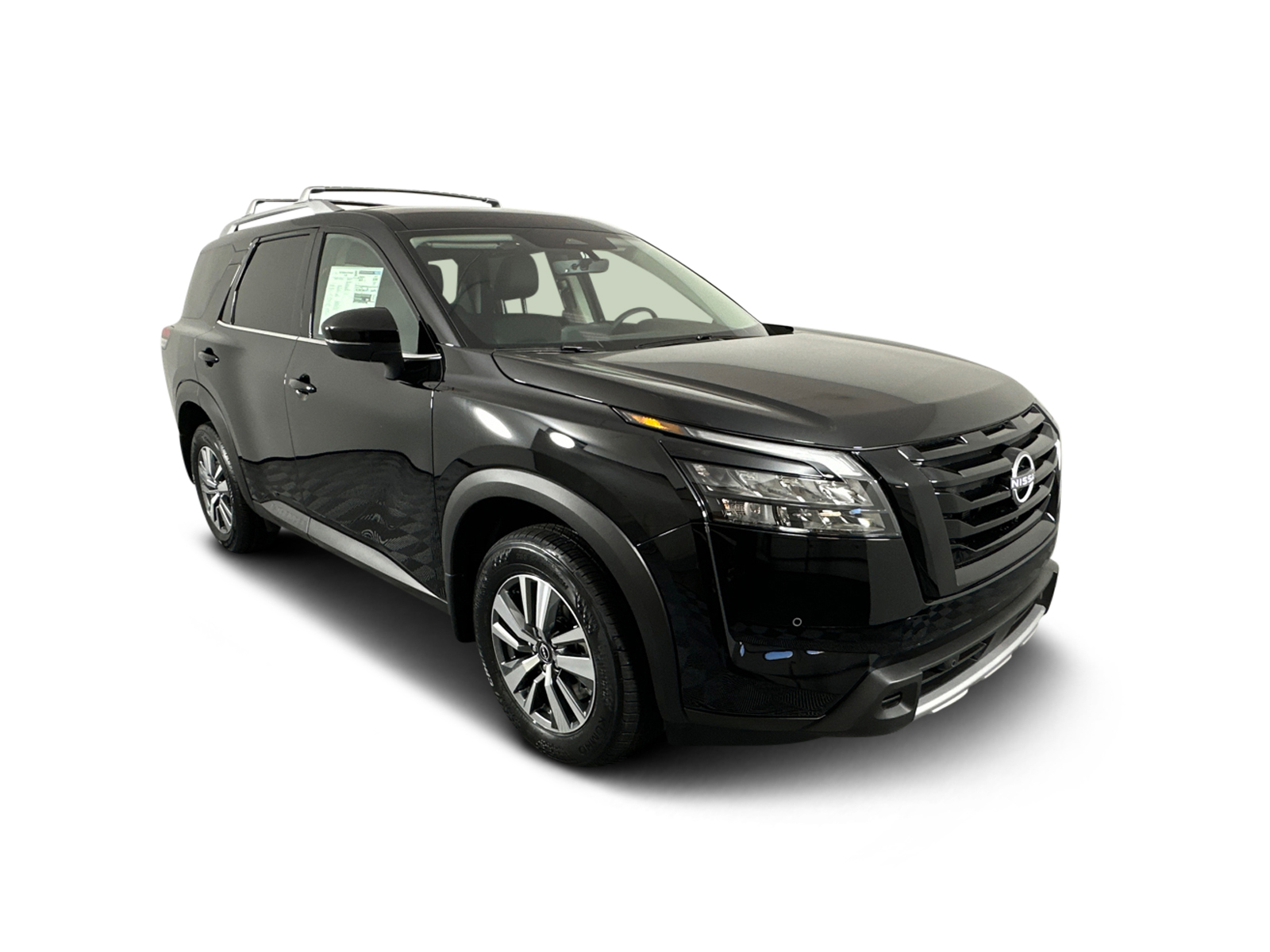 2025 Nissan Pathfinder SL 3