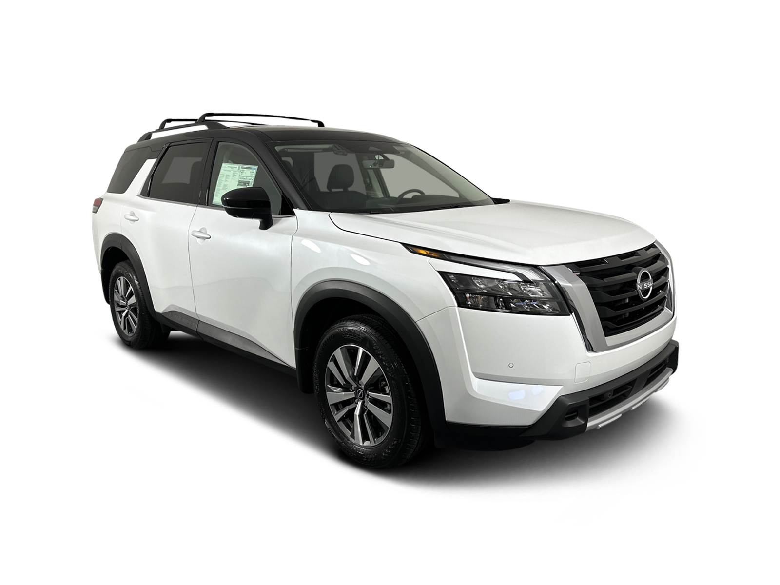 2025 Nissan Pathfinder SL 3