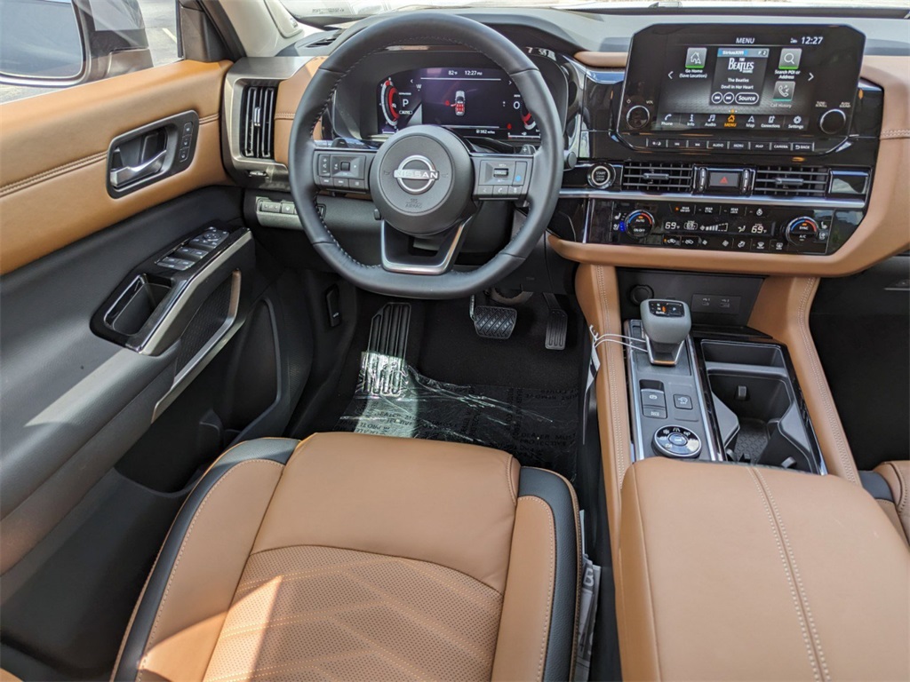 2024 Nissan Pathfinder Platinum 14