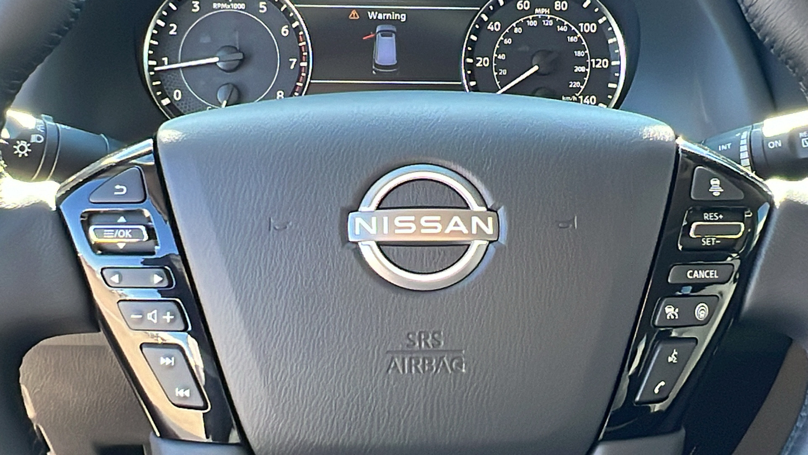 2024 Nissan Armada SL 17