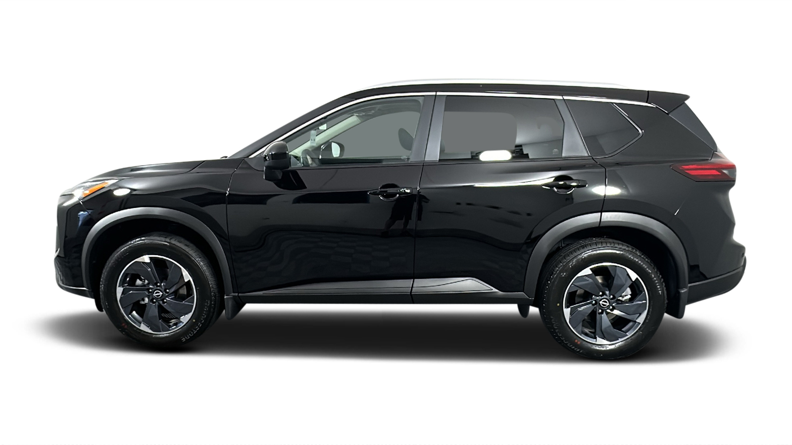 2024 Nissan Rogue SV 4