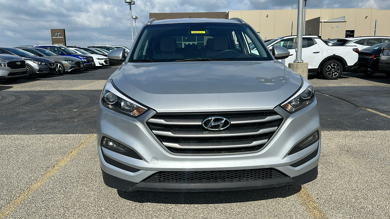 2017 Hyundai Tucson SE 3