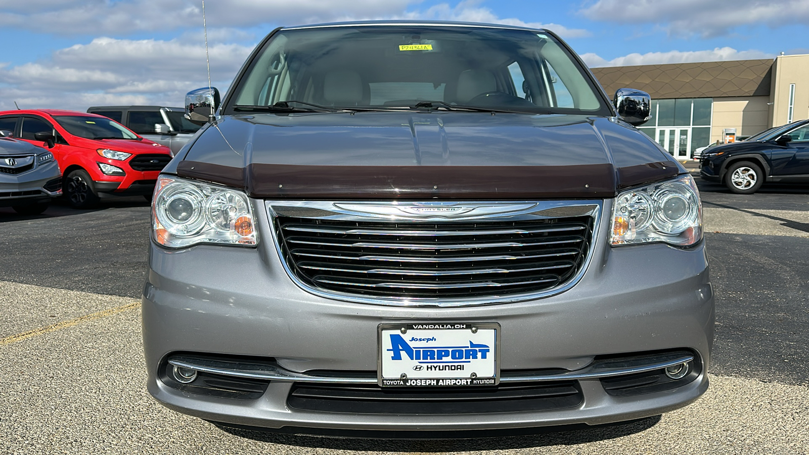 2014 Chrysler Town & Country Limited 3