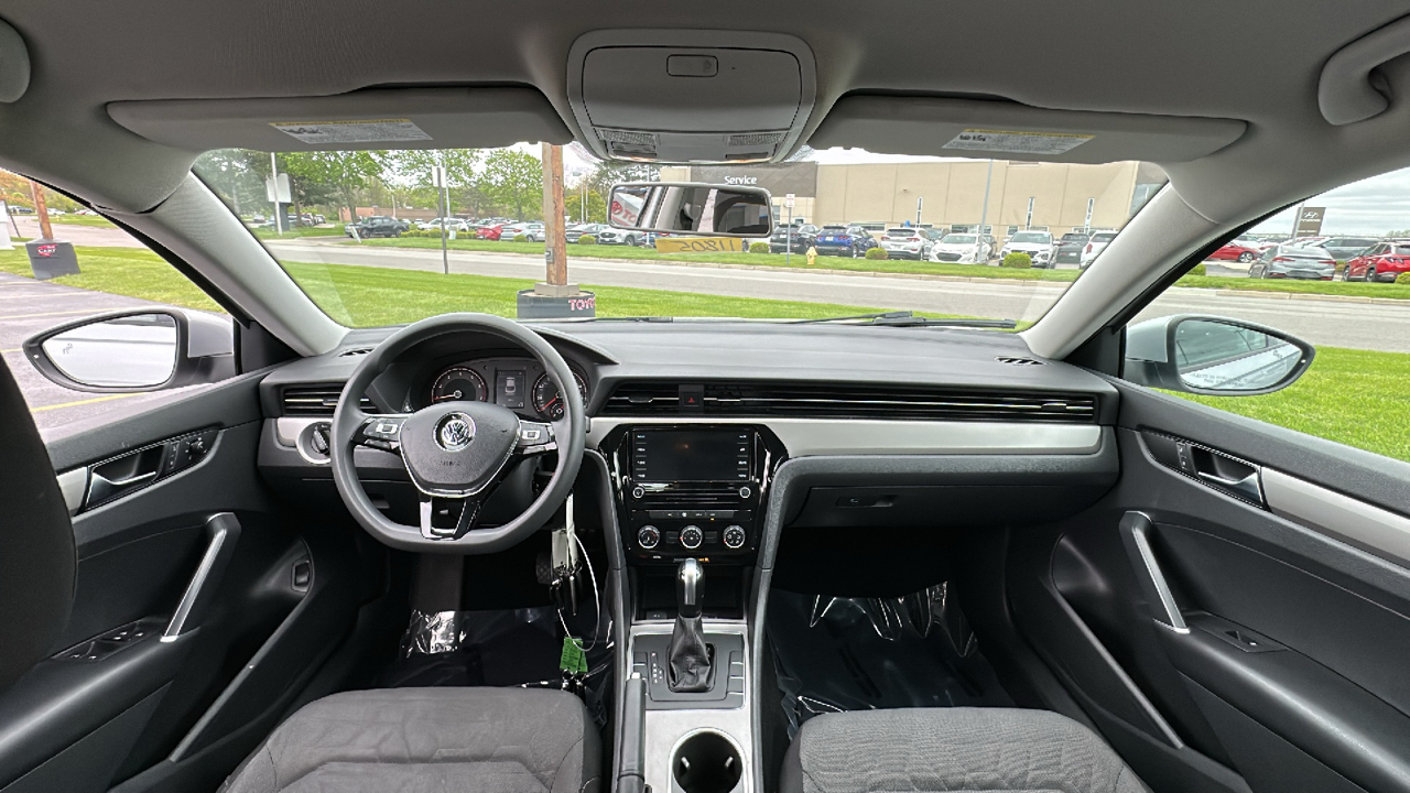2020 Volkswagen Passat 2.0T S 5