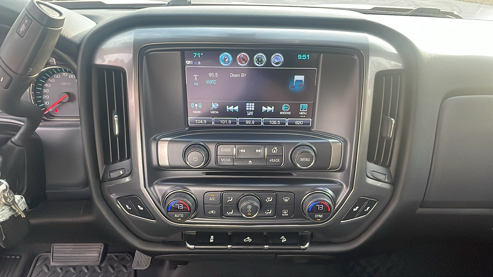 2018 Chevrolet Silverado 1500 LT 4WD Crew Cab 143.5 14