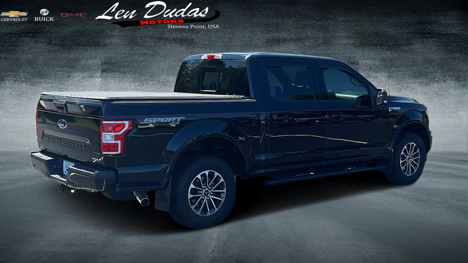 2018 Ford F-150 XLT 4WD SuperCrew 5.5 Box 4