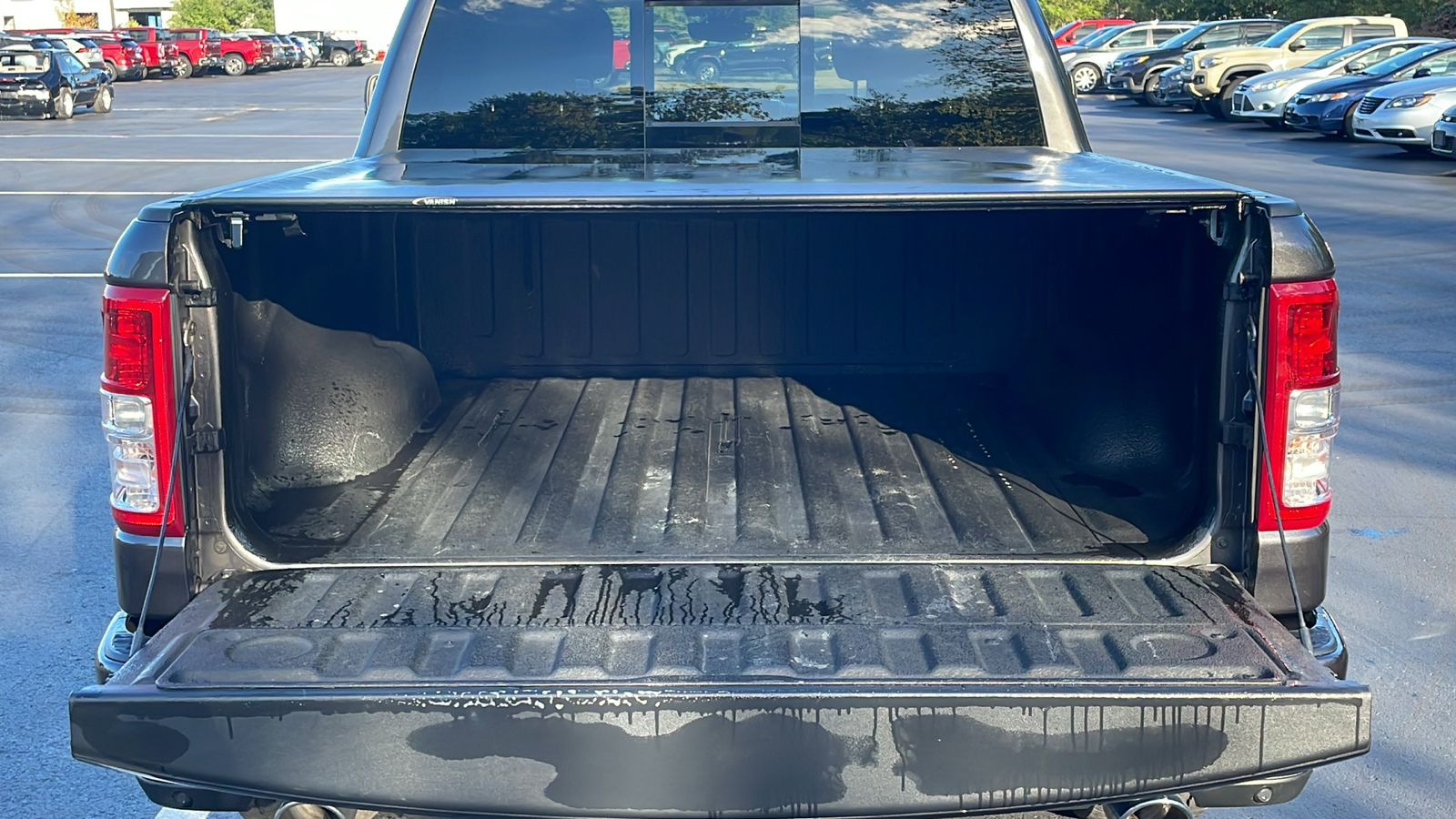 2020 Ram 1500 Big Horn 4x4 Crew Cab 57 Box 24