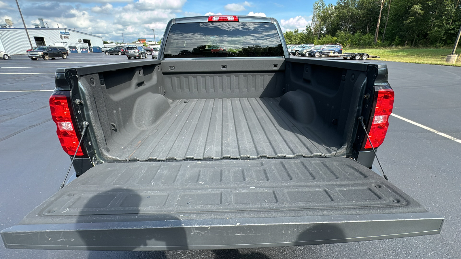 2017 Chevrolet Silverado 1500 LT 4WD Crew Cab 143.5 22