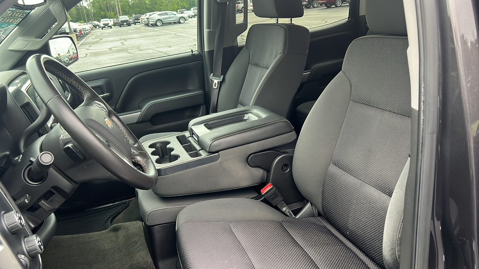 2015 Chevrolet Silverado 1500 LT 4WD Crew Cab 143.5 6