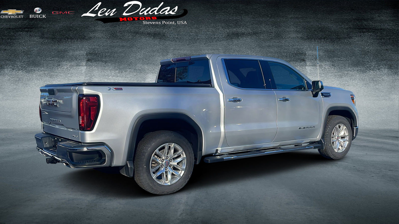 2022 GMC Sierra 1500 Limited SLT 4WD Crew Cab 147 4