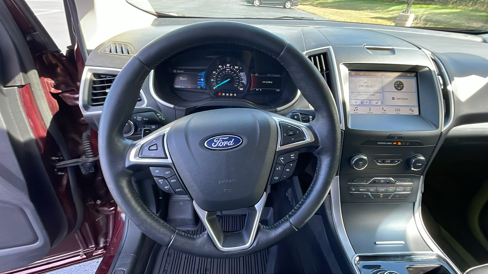 2019 Ford Edge SEL 9