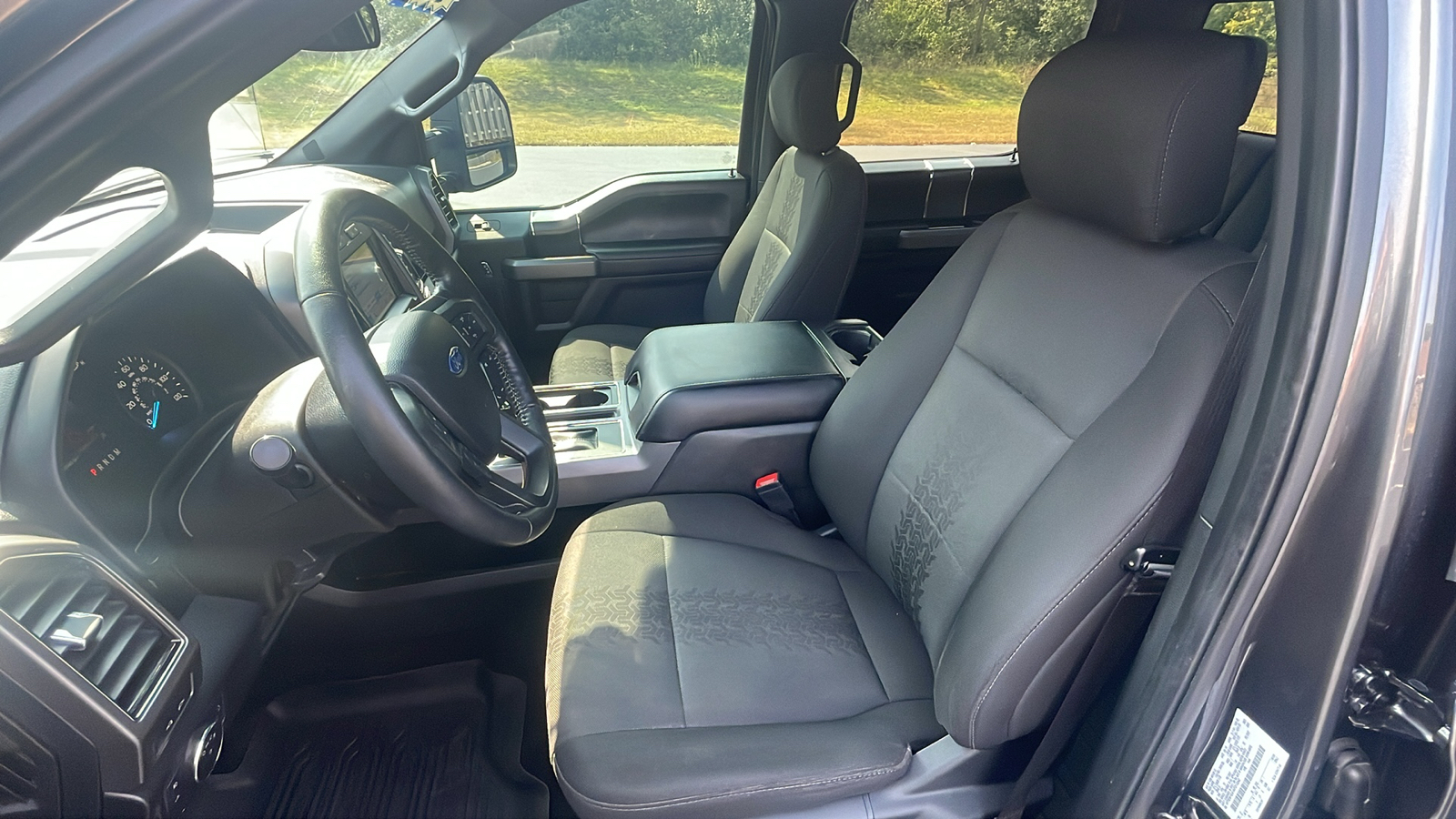 2019 Ford F-150 XLT 4WD SuperCrew 5.5 Box 6