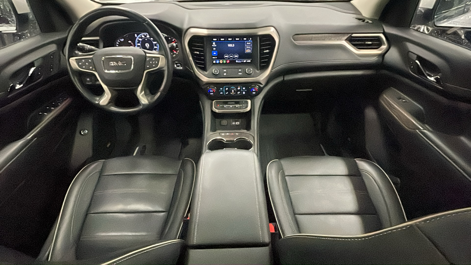 2021 GMC Acadia Denali 24