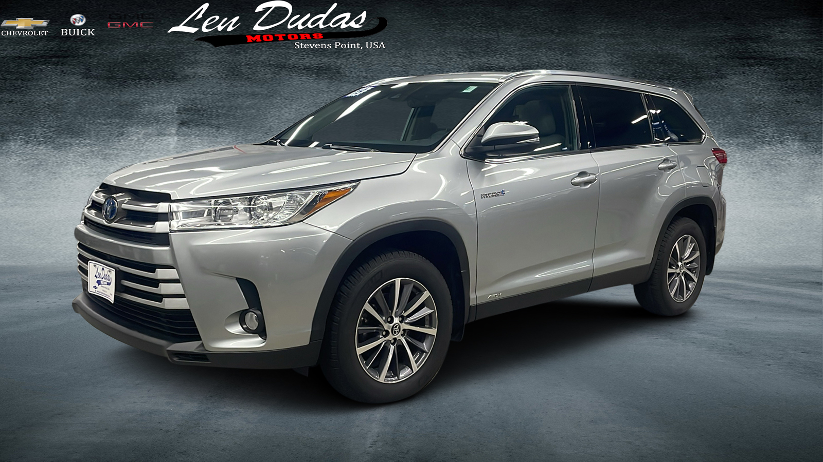 2019 Toyota Highlander Hybrid XLE 2