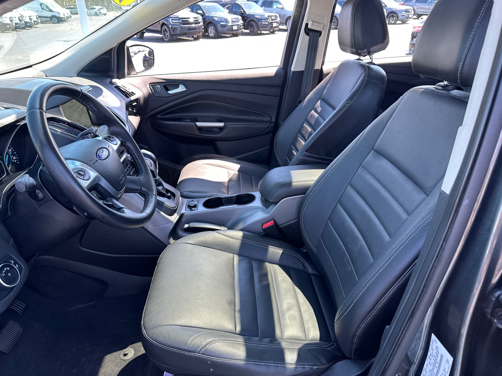 2015 Ford Escape SE 28