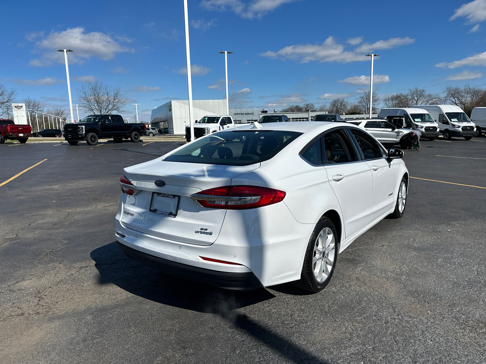 2019 Ford Fusion Hybrid SE 8