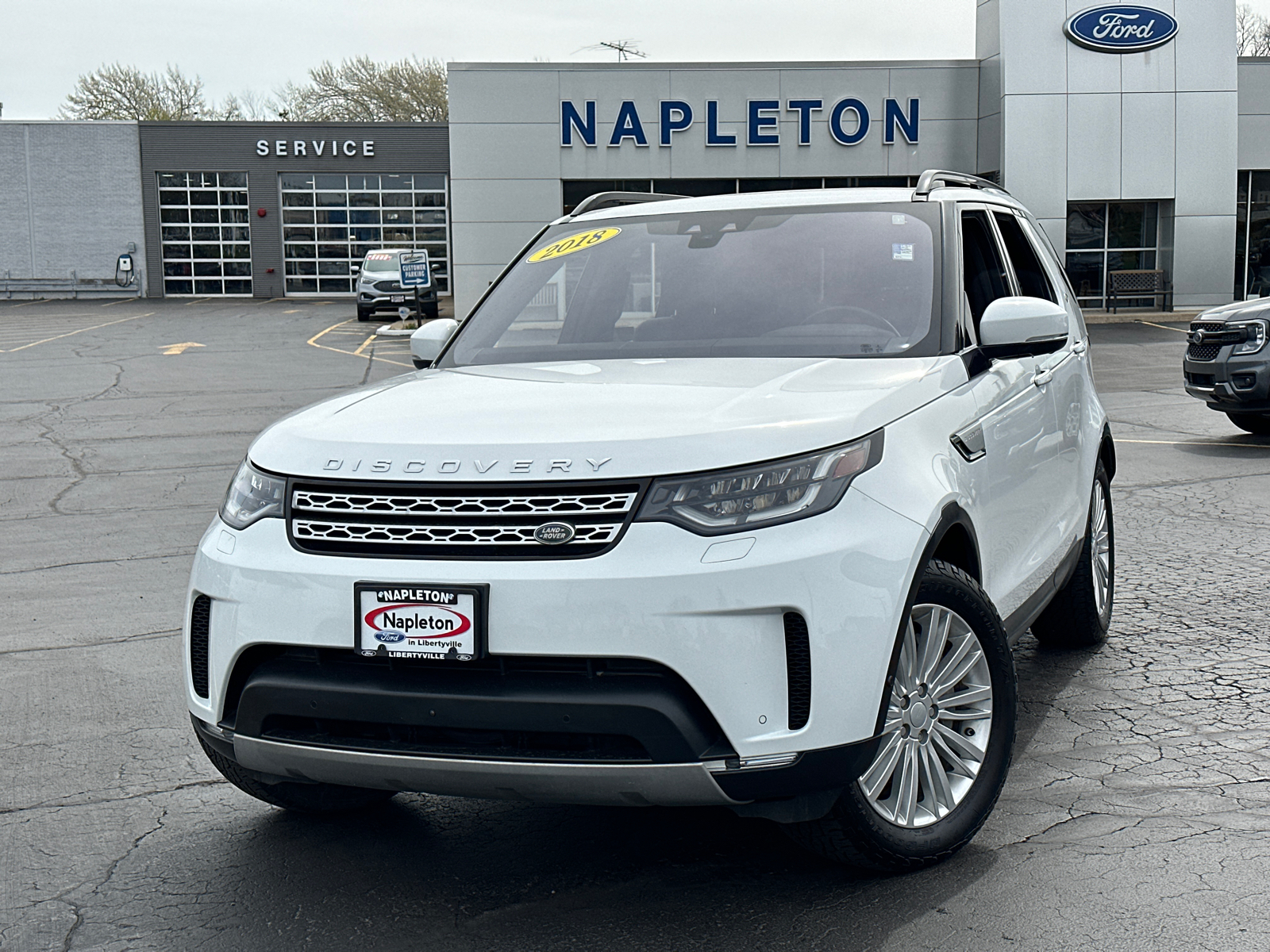 2018 Land Rover Discovery HSE Luxury 2