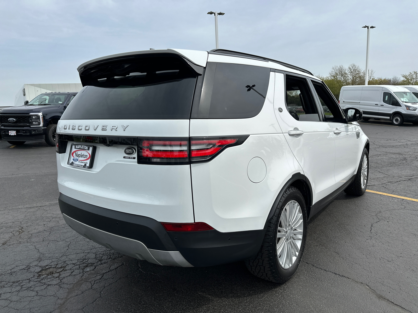 2018 Land Rover Discovery HSE Luxury 8