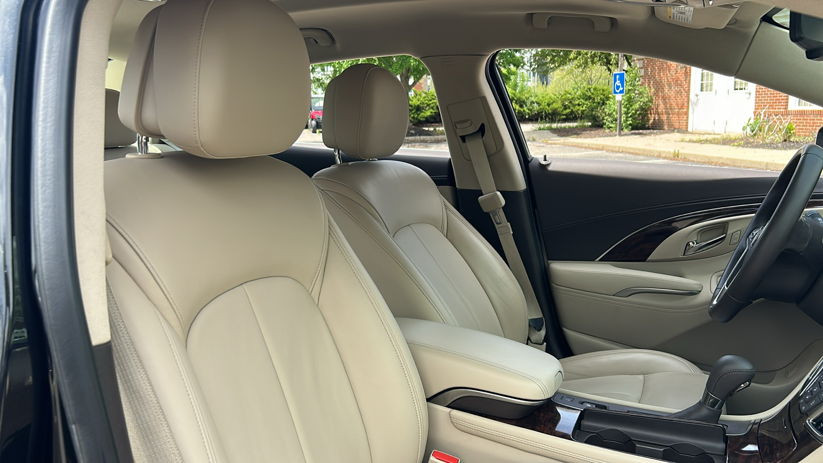 2014 Buick LaCrosse Leather Group 5