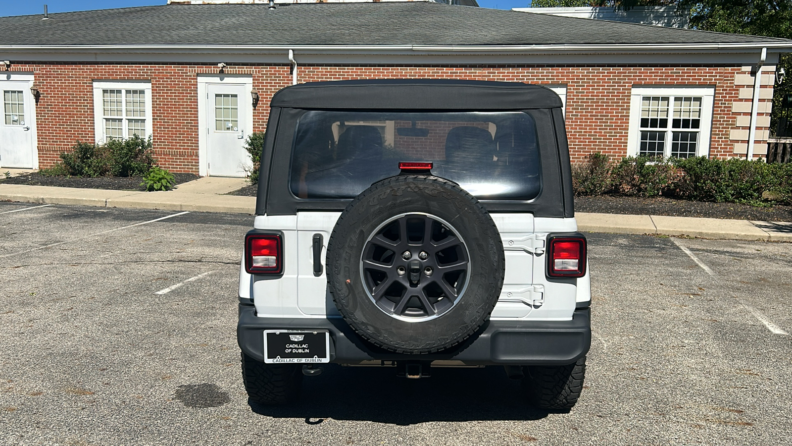 2021 Jeep Wrangler Sport 9