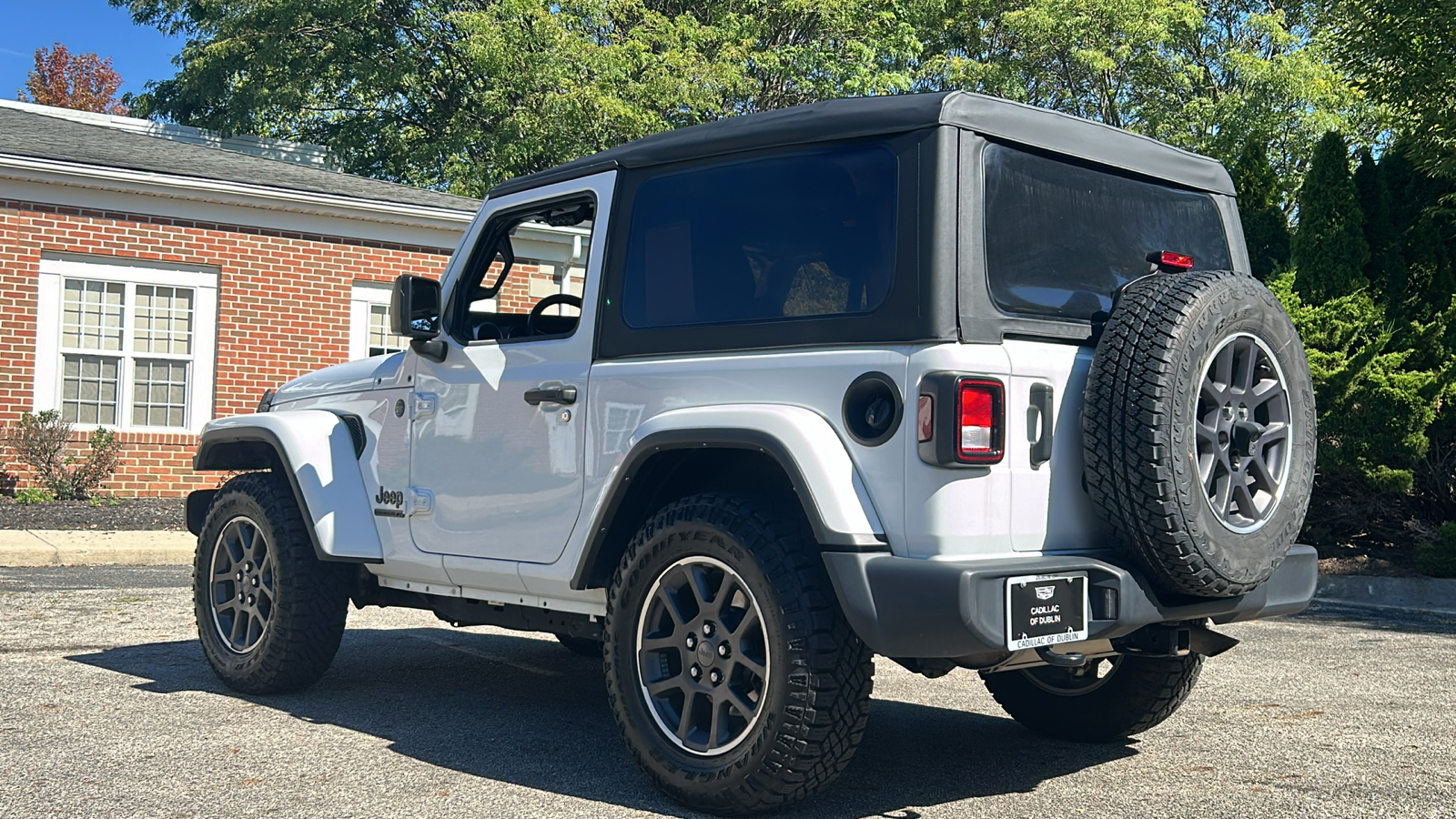 2021 Jeep Wrangler Sport 11