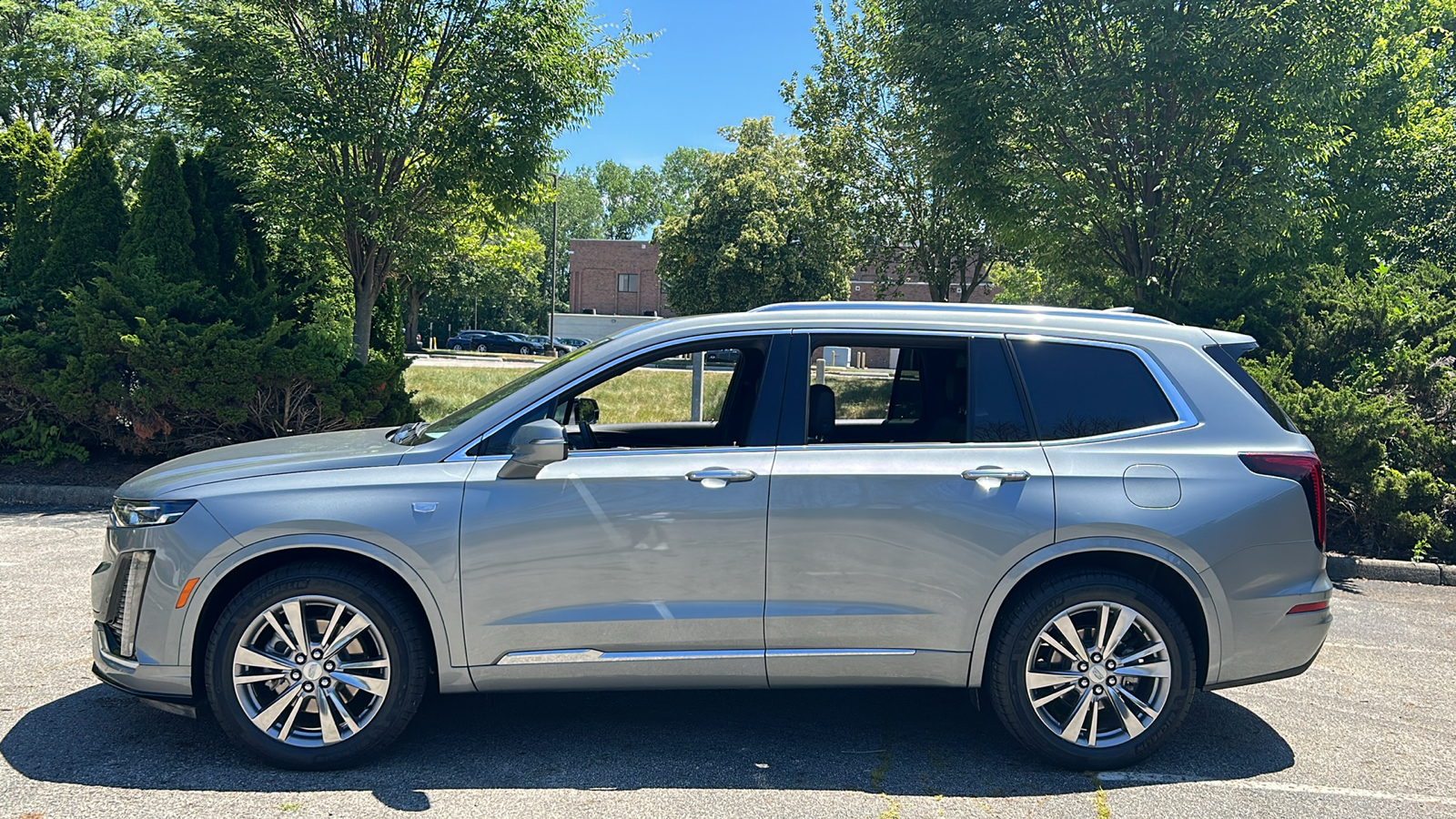 2023 Cadillac XT6 Premium Luxury 16