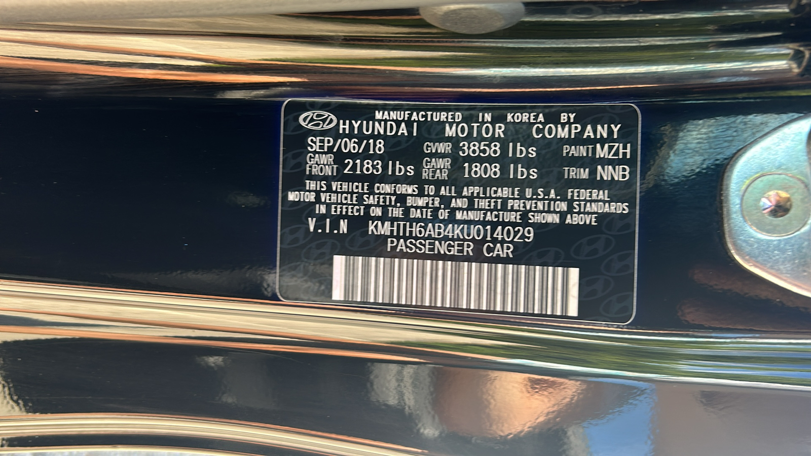2019 Hyundai Veloster Turbo 35