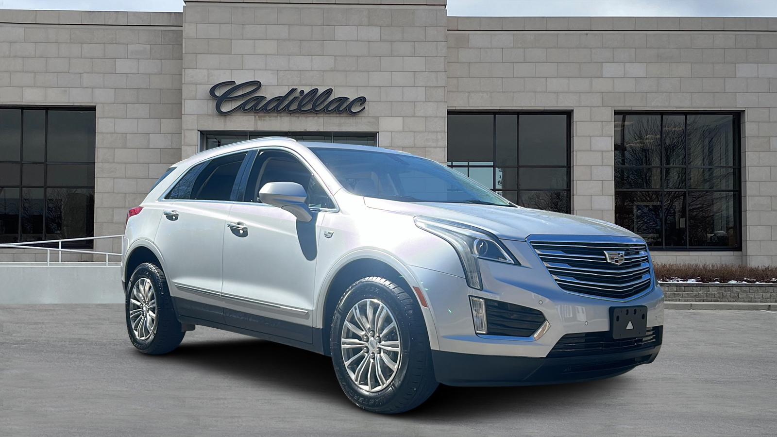 2017 Cadillac XT5 Luxury 1