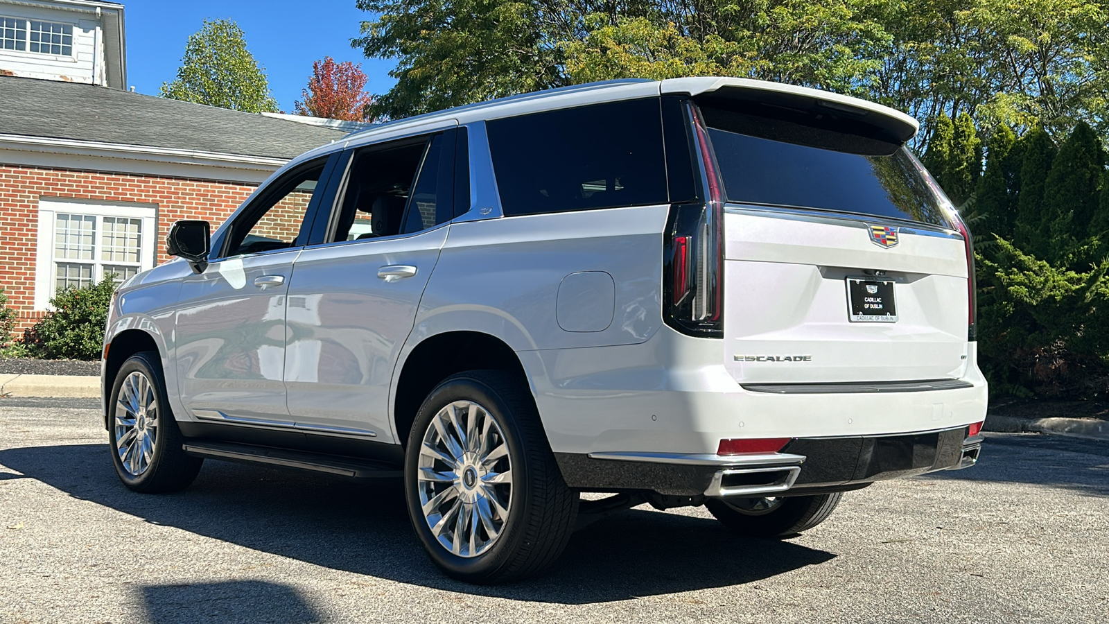 2023 Cadillac Escalade Premium Luxury 15