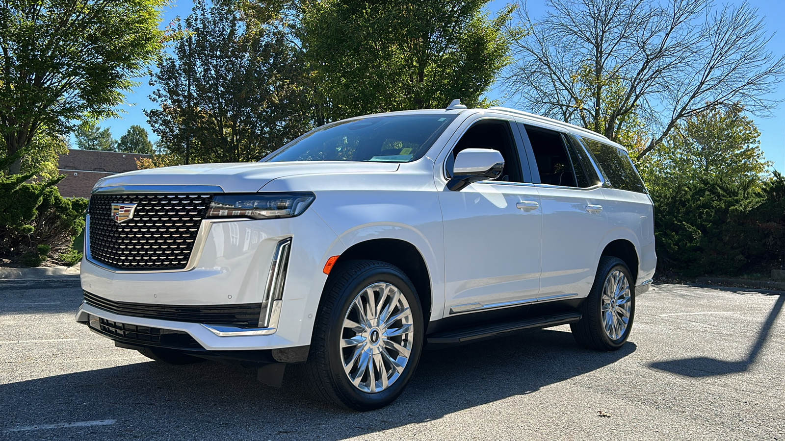 2023 Cadillac Escalade Premium Luxury 40