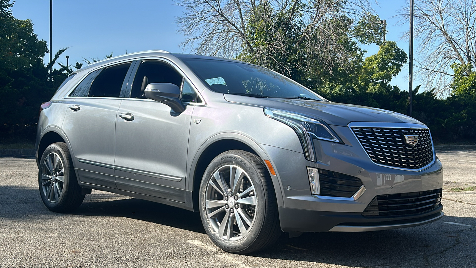 2021 Cadillac XT5 Premium Luxury 2