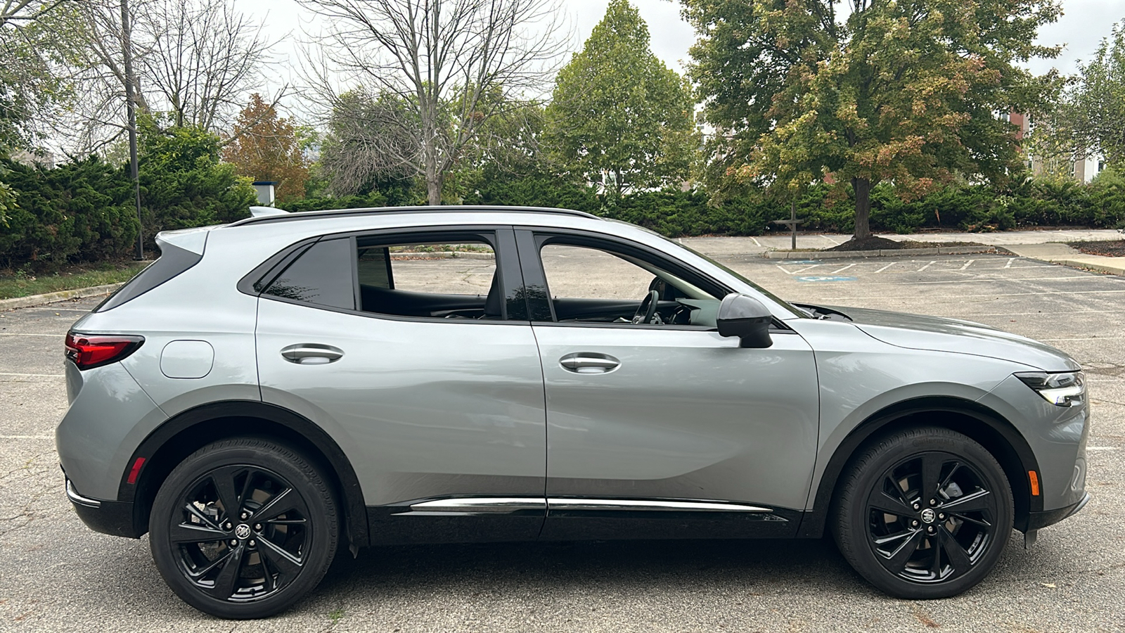 2023 Buick Envision Essence 3