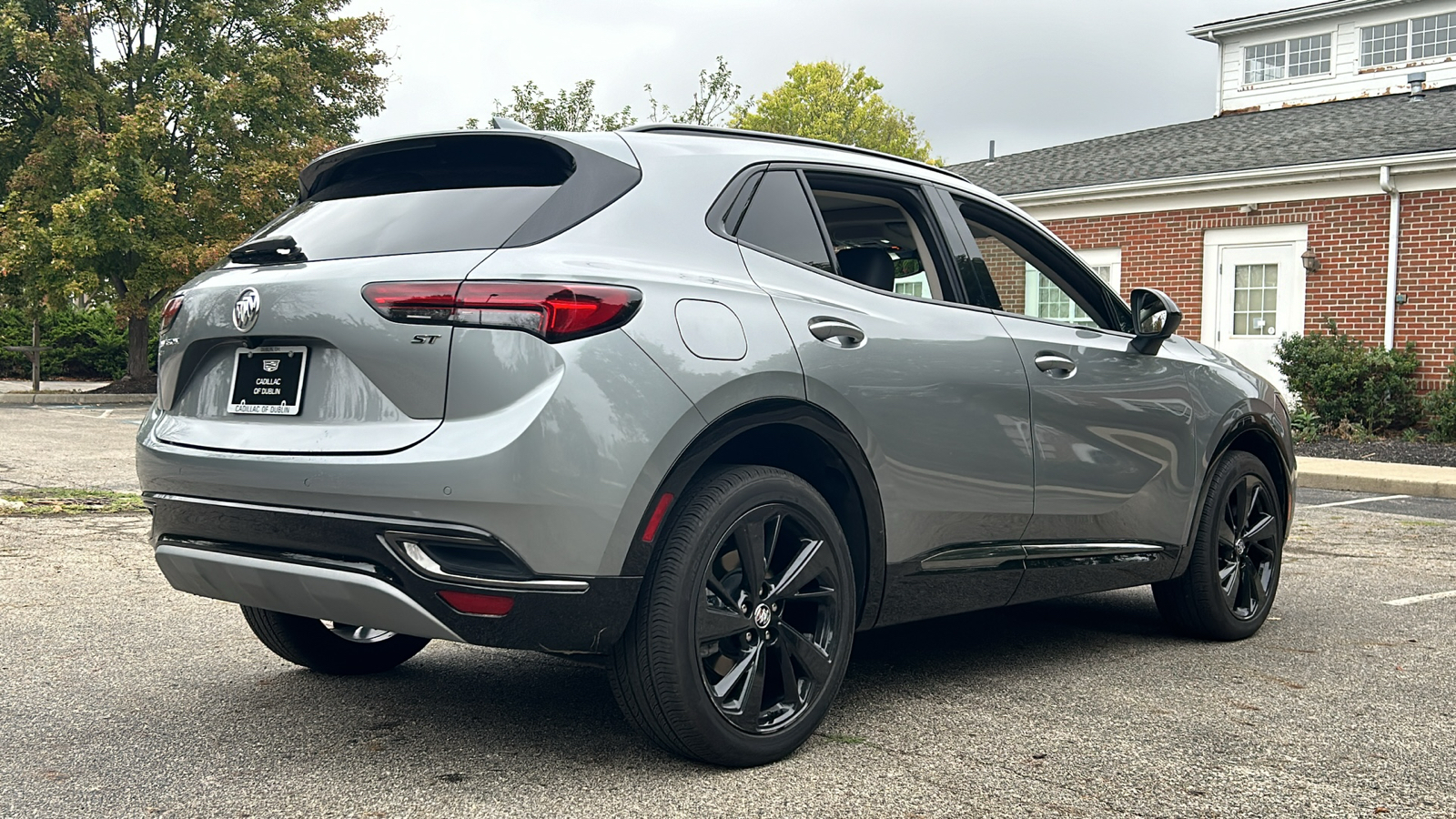 2023 Buick Envision Essence 10