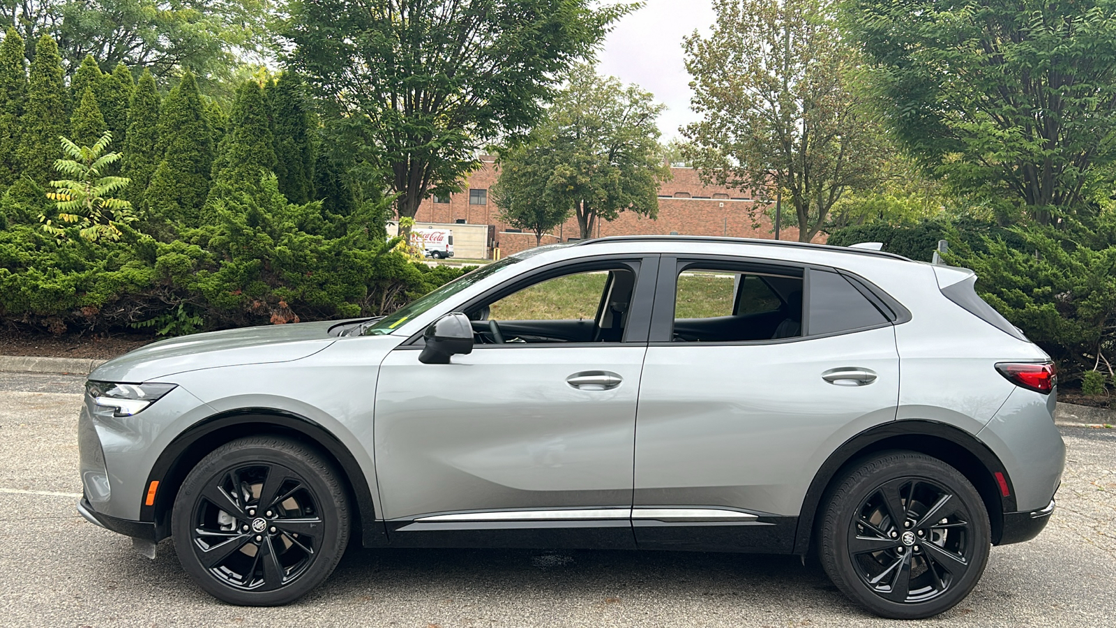 2023 Buick Envision Essence 16