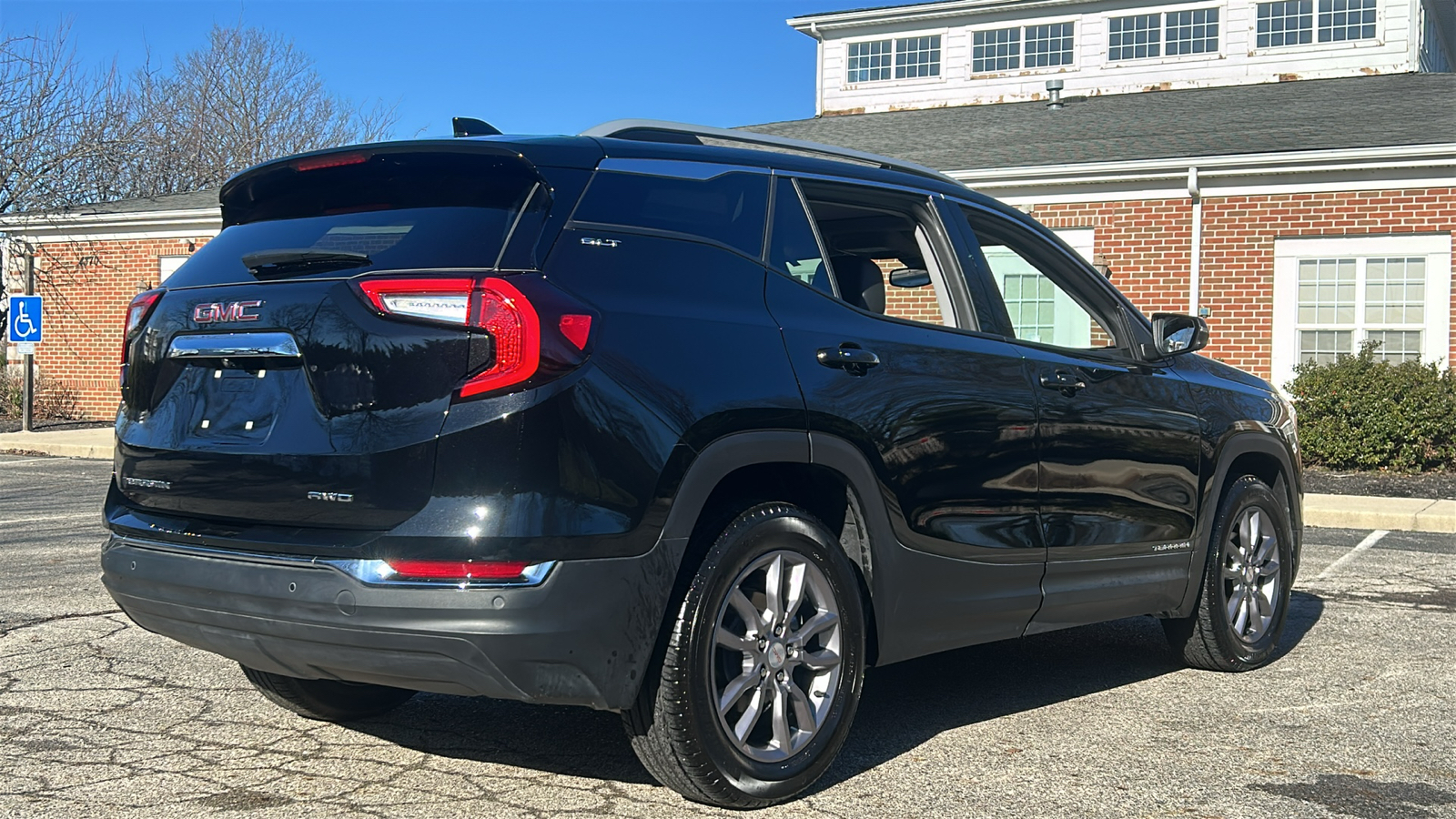 2024 GMC Terrain SLT 10