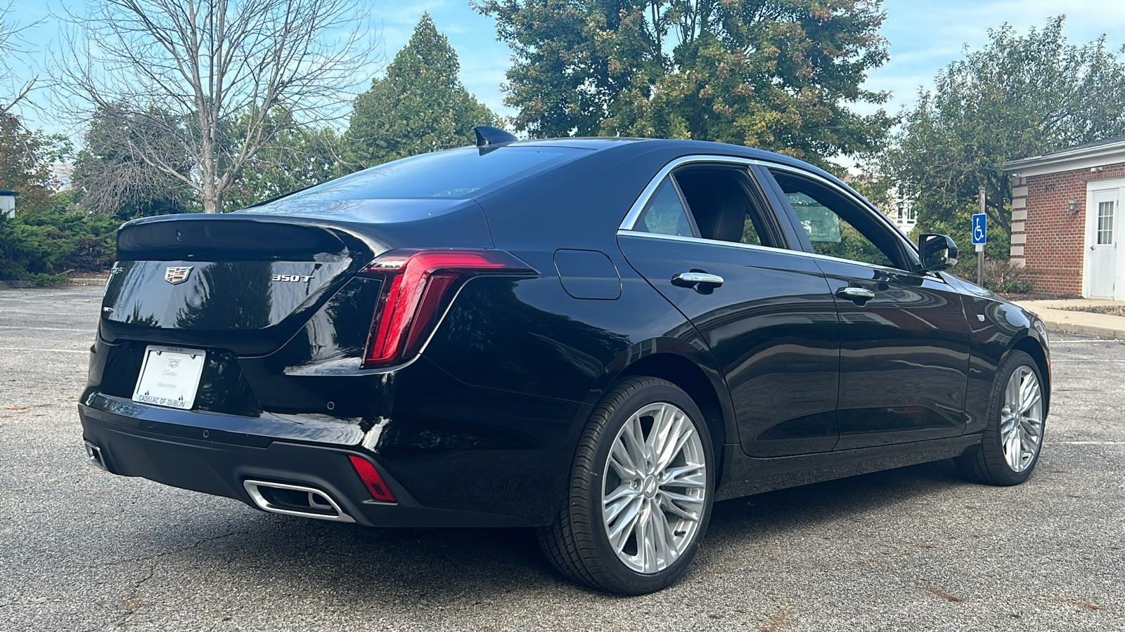 2025 Cadillac CT4 Premium Luxury 10