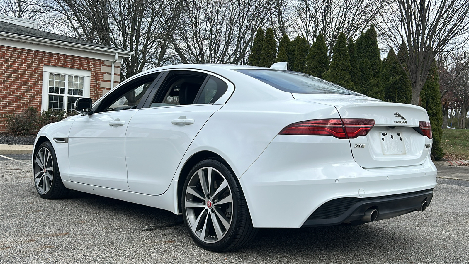 2020 Jaguar XE S 14