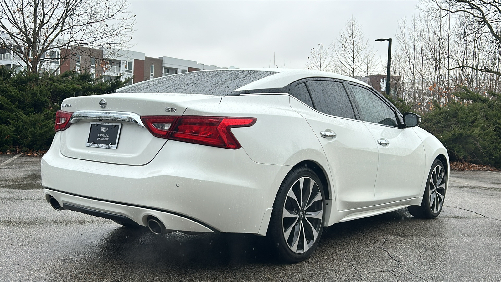 2017 Nissan Maxima SR 9