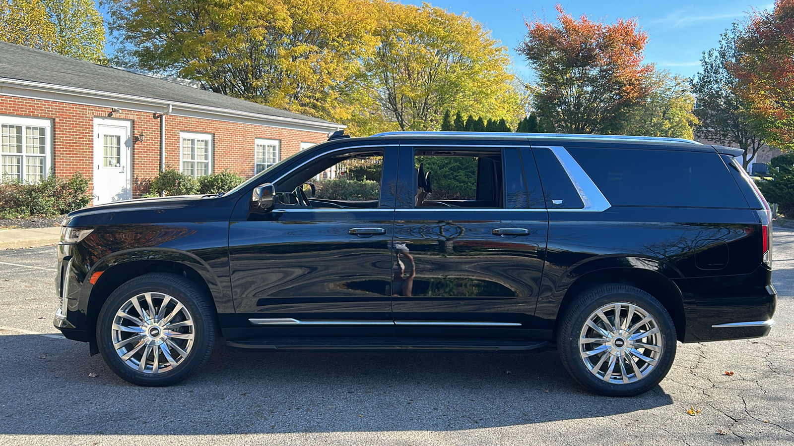 2021 Cadillac Escalade ESV Premium 16