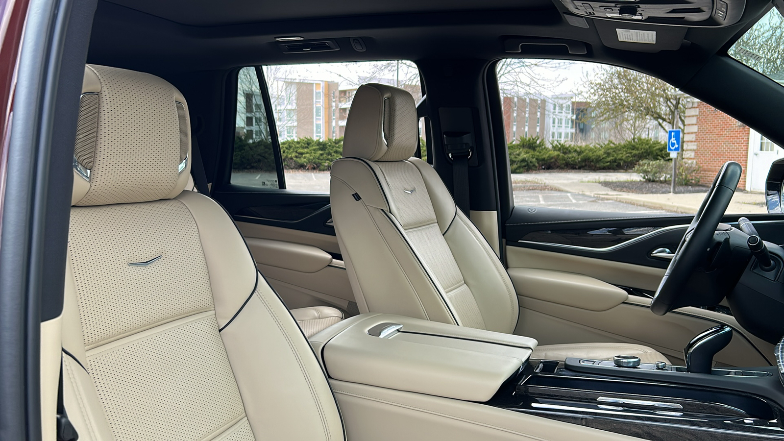 2022 Cadillac Escalade Premium Luxury 5