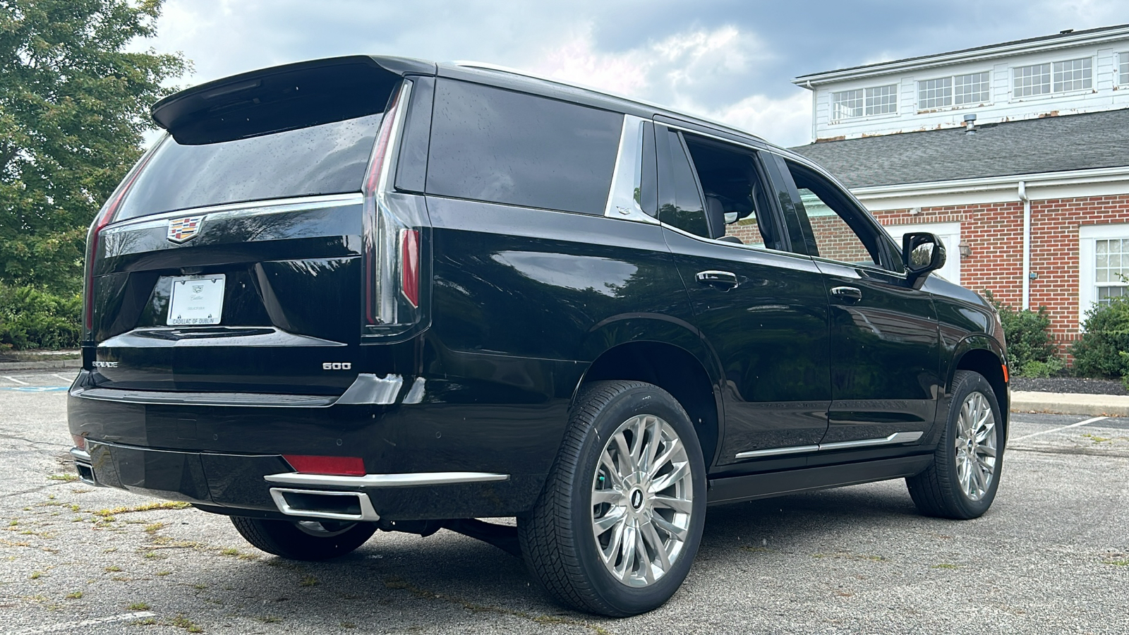 2024 Cadillac Escalade Premium Luxury 10